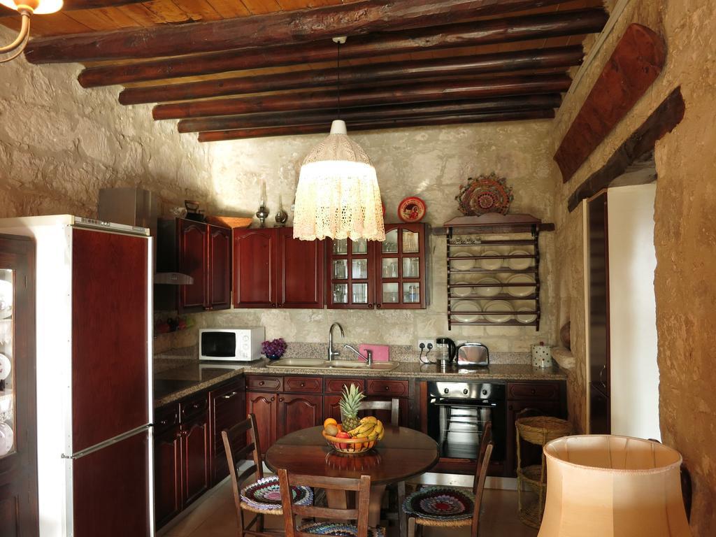 Simona Stone House Villa Polis Room photo
